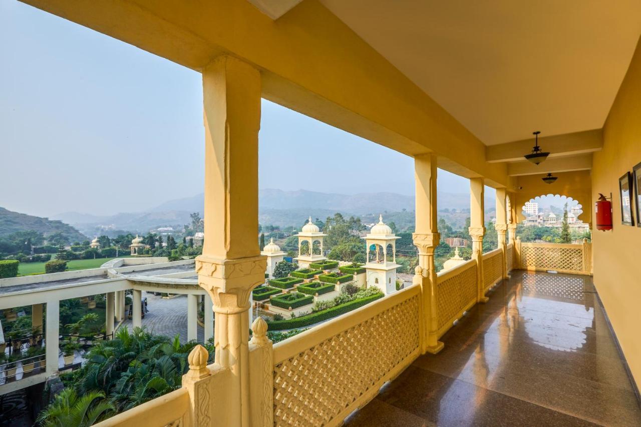 Отель Club Mahindra Удайпур Экстерьер фото