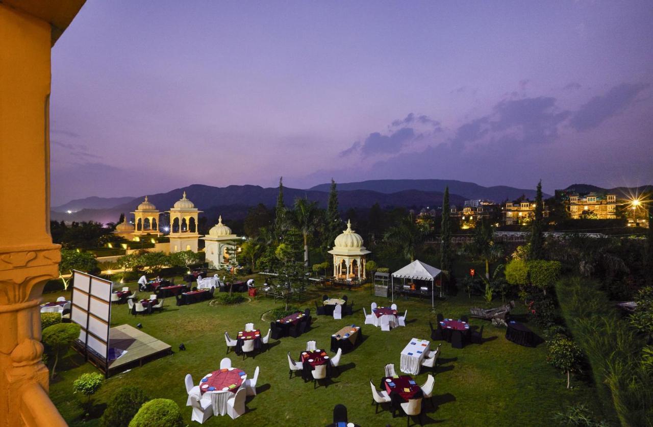 Отель Club Mahindra Удайпур Экстерьер фото